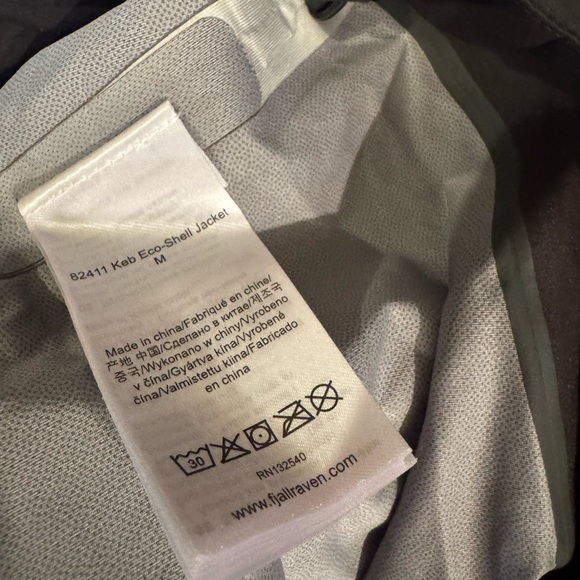 Fjallraven Keb Eco Shell Jacket Black Waterproof Hiking Jacket Mens M - Picture 3 of 7